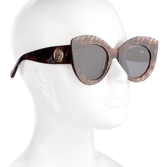 Fendi FF Logo Cat-Eye Sunglasses - Picture 4 of 11